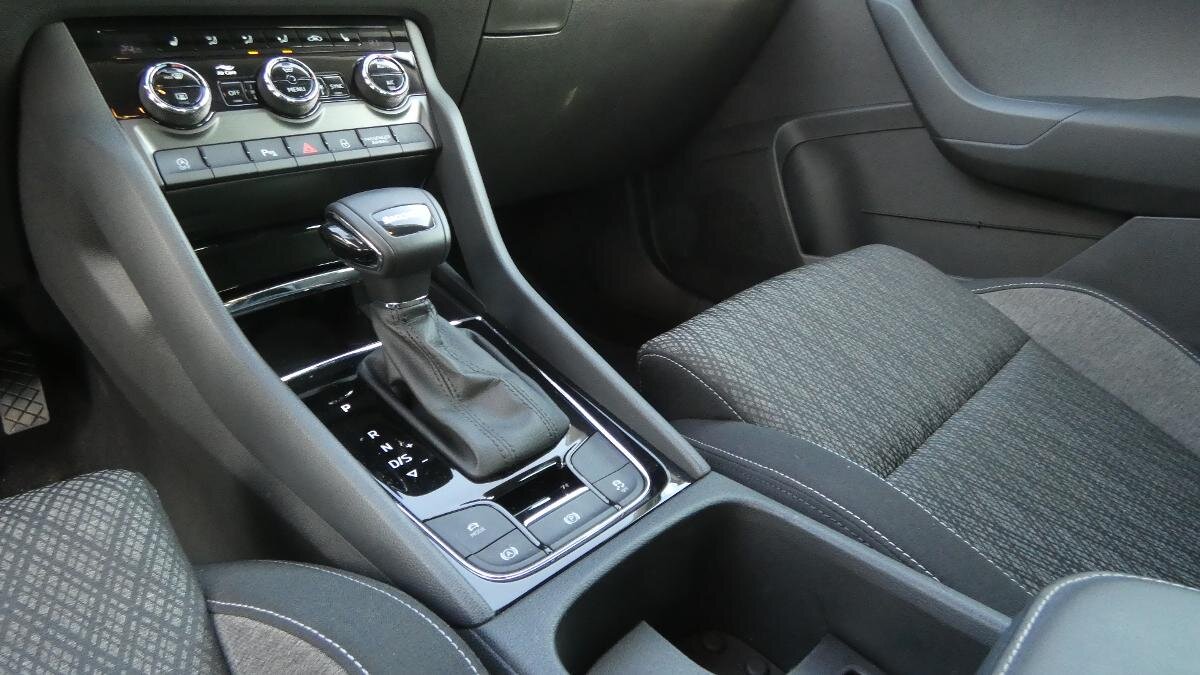 Škoda Karoq SUV / Terénní 1,5 l 110 kw