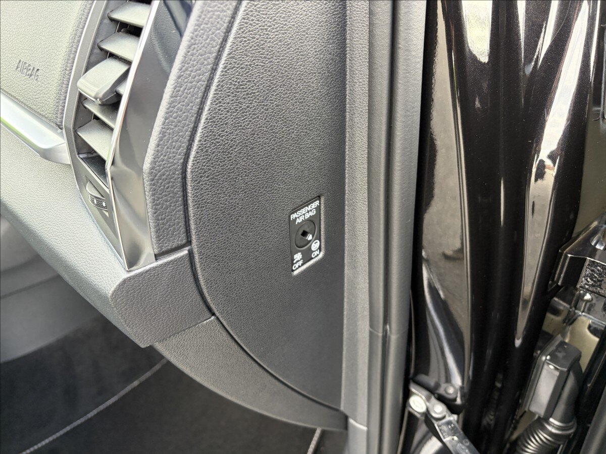 Škoda Karoq Kombi 999,0 81 kw