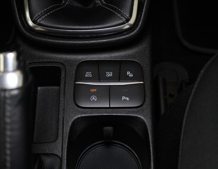 Ford Fiesta Hatchback 998,0 73 kw