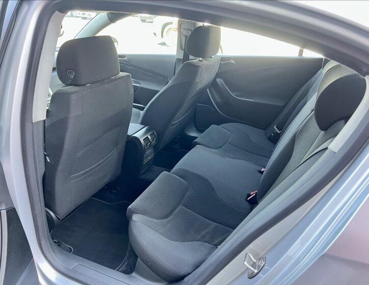 Volkswagen Passat Sedan / Limuzína 2,0 l 110 kw