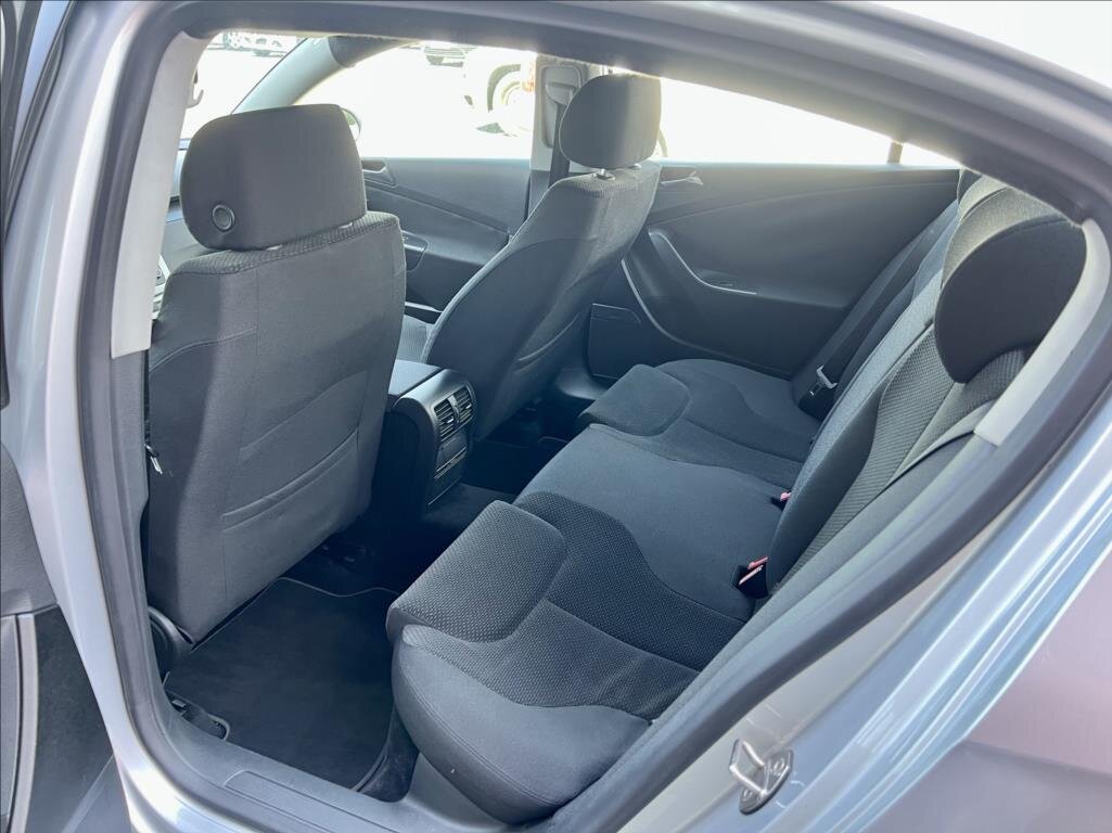 Volkswagen Passat Sedan / Limuzína 2,0 l 110 kw
