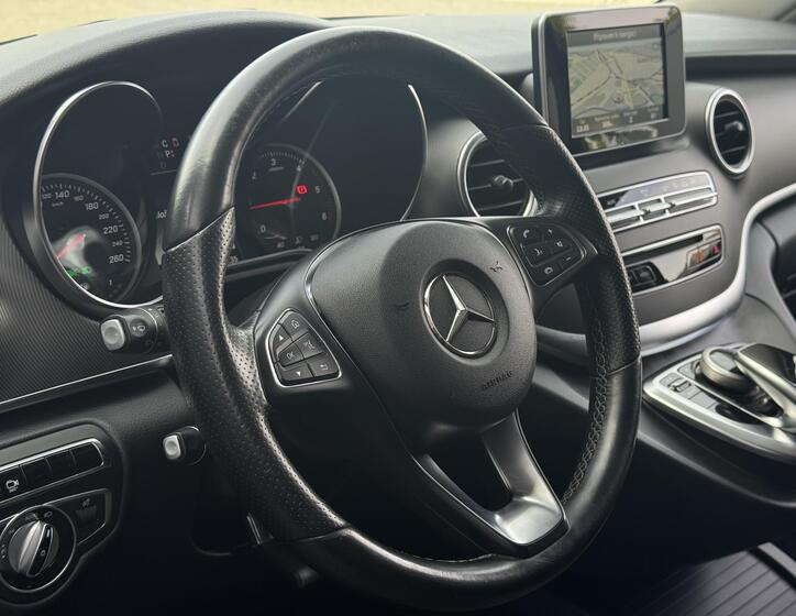 Mercedes-Benz Třídy V 13