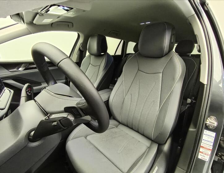 Volkswagen Passat 11