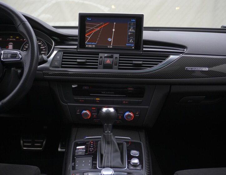 Audi RS 6 Hatchback 4,0 l 412 kw