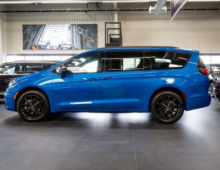 Chrysler Pacifica MPV 3,6 l 221 kw