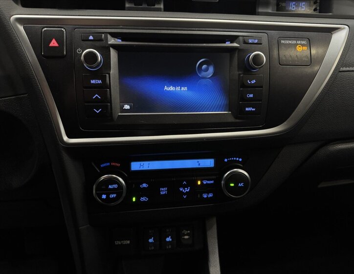 Toyota Auris Hatchback 1,6 l 97 kw