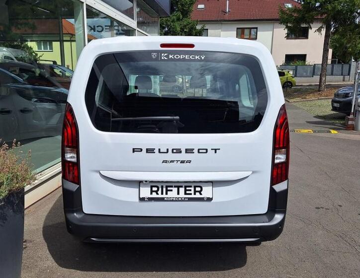 Peugeot Rifter 5