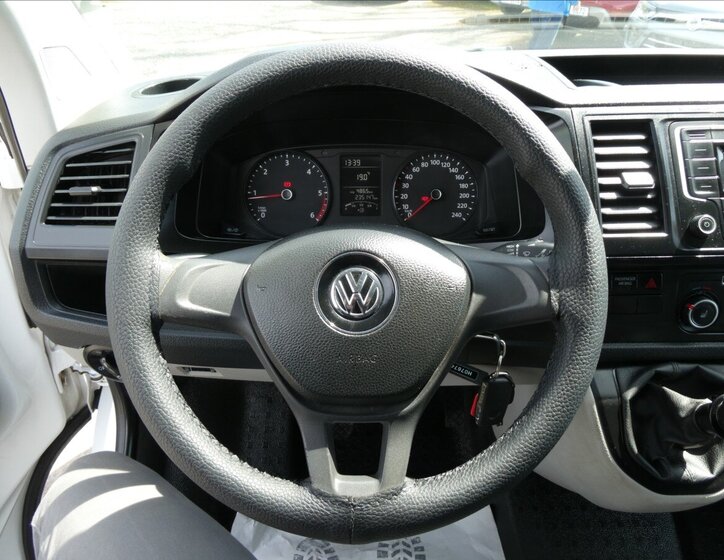 Volkswagen Transporter Skříň 2,0 l 75 kw