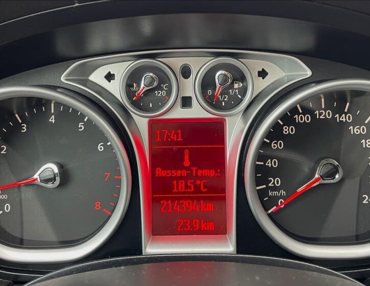 Ford Kuga SUV 2,5 l 147 kw