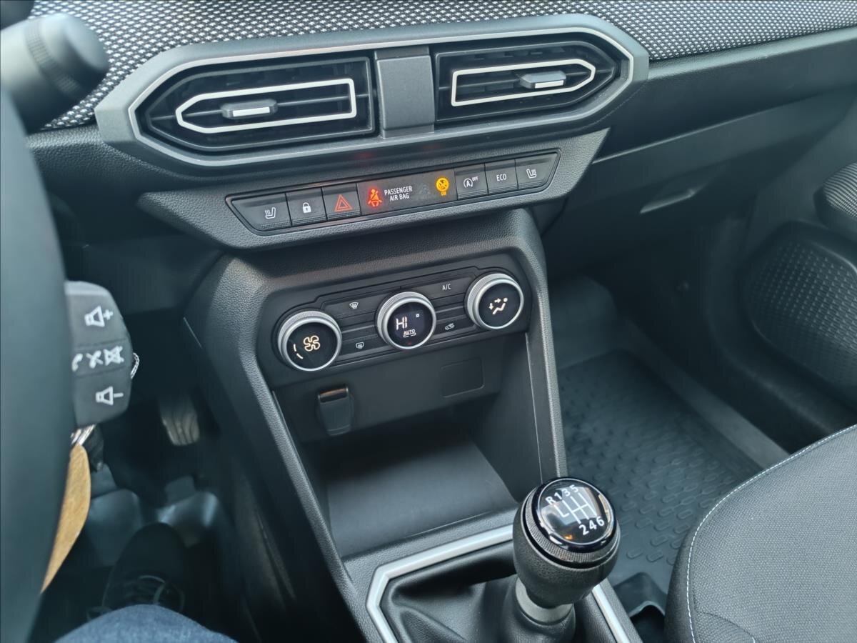 Dacia Jogger Kombi 999,0 67 kw