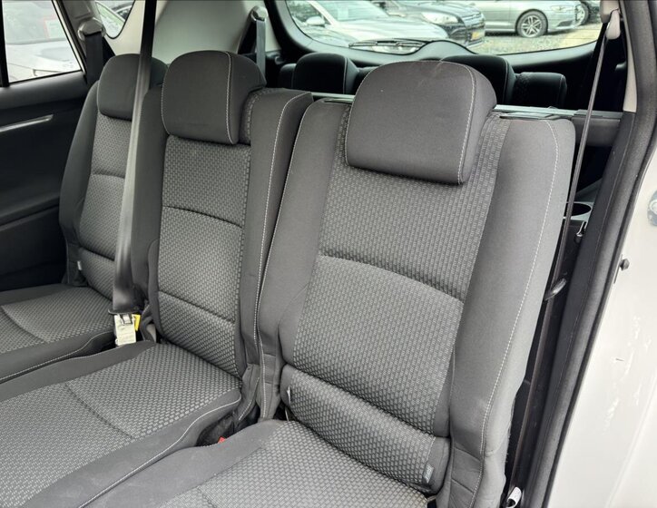 Toyota Verso MPV 2,0 l 91 kw