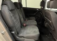 Volkswagen Touran 24