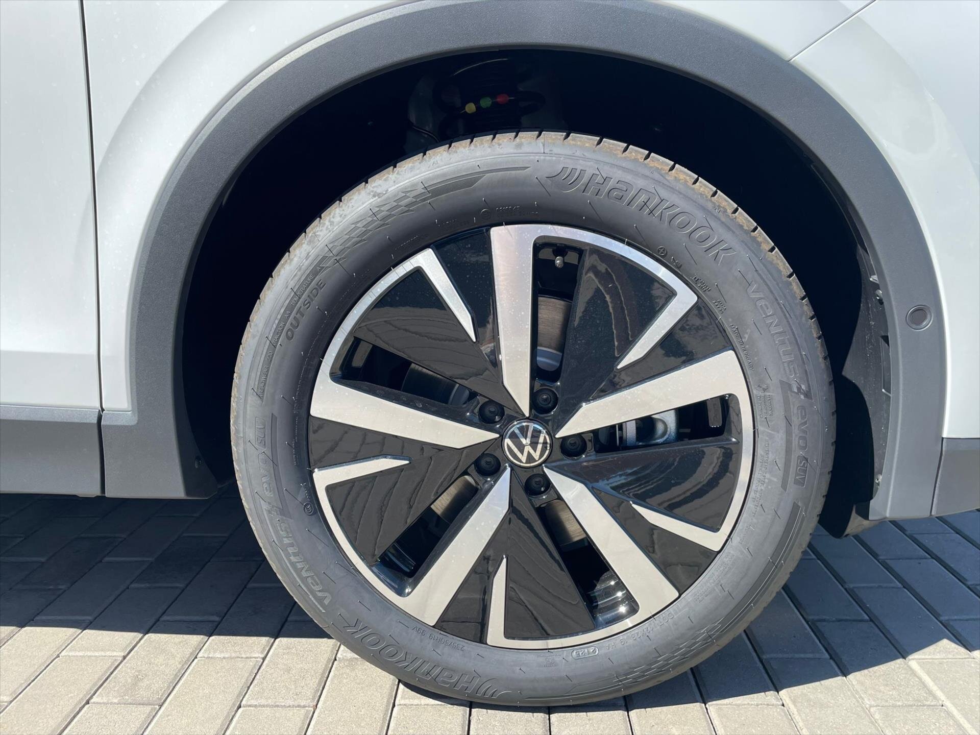 Volkswagen Tiguan SUV 2,0 l 110 kw