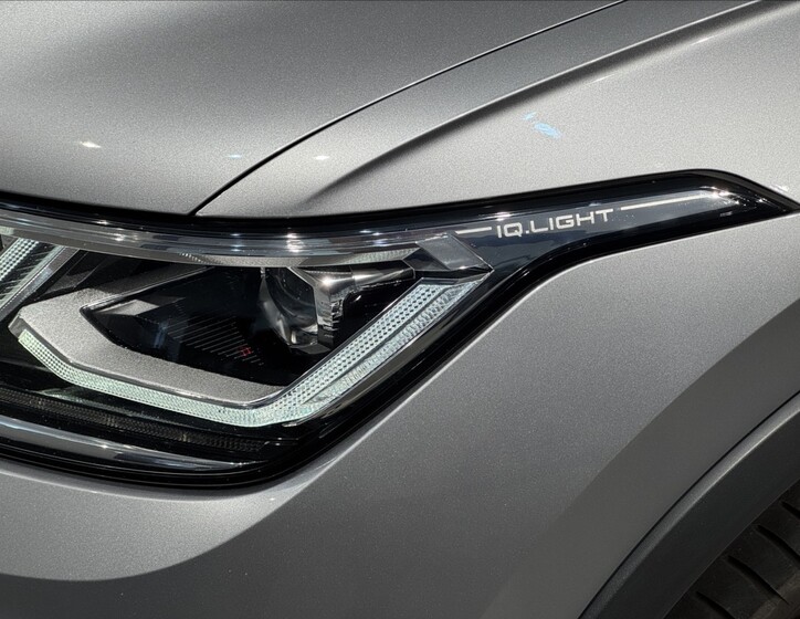 Volkswagen Tiguan Allspace 8