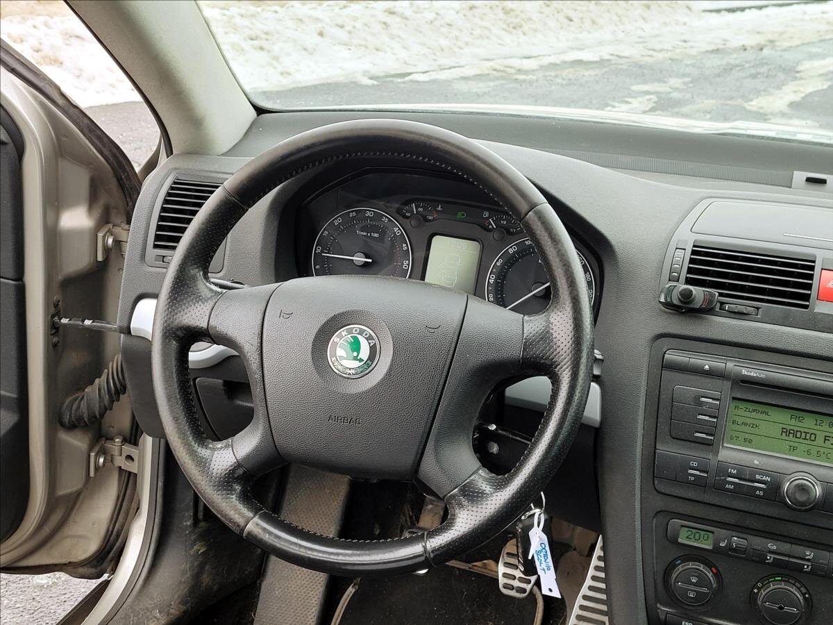 Škoda Octavia Kombi 2,0 l 103 kw