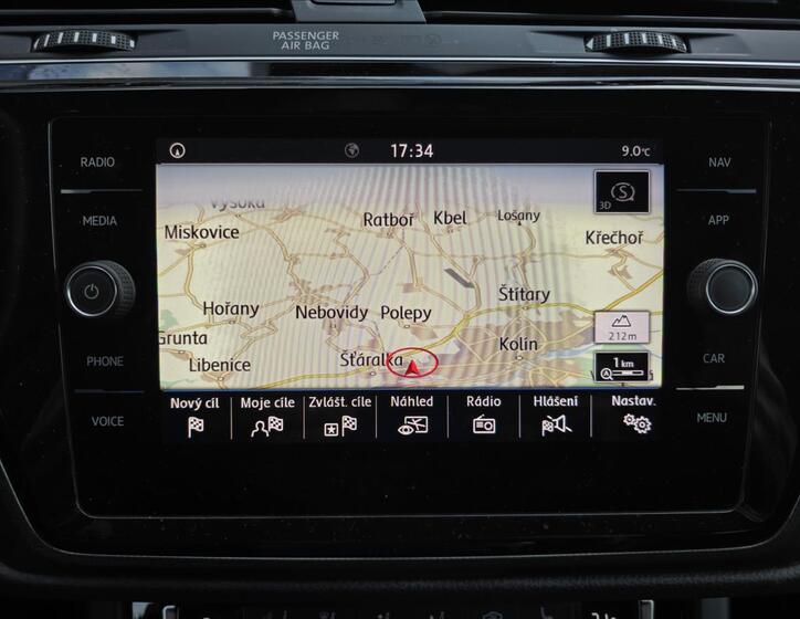 Volkswagen Touran 19