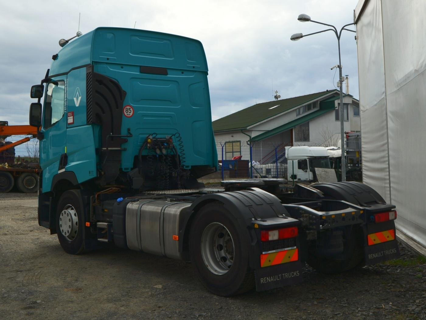Renault Ostatní Ostatní 10,8 l 345 kw