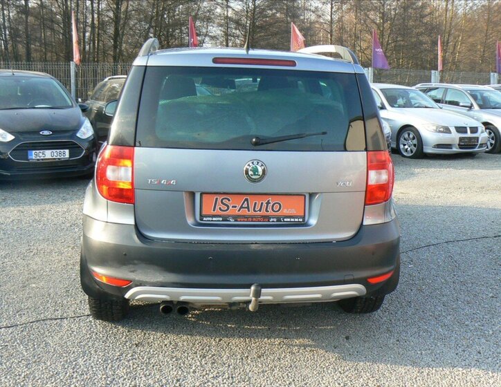 Škoda Yeti SUV / Terénní 1,8 l 118 kw