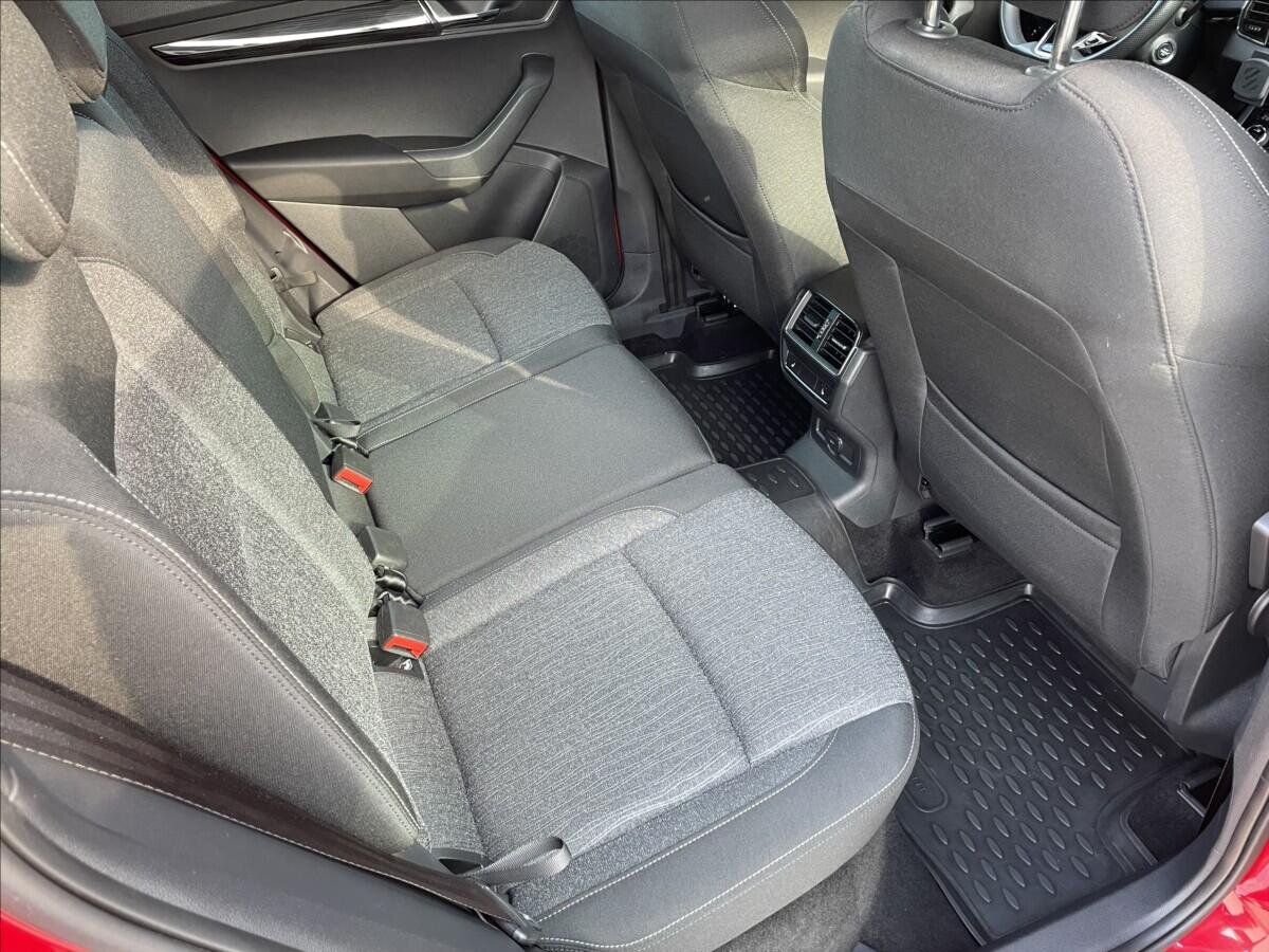 Škoda Karoq SUV / Terénní 2,0 l 110 kw