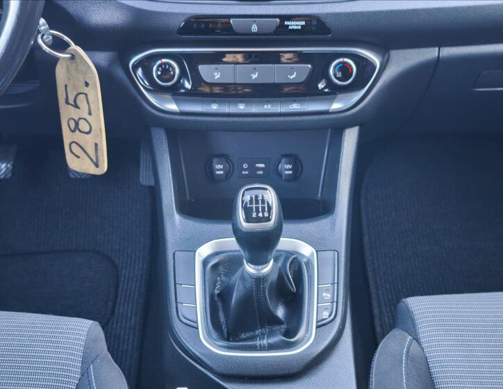 Hyundai i30 Kombi 998,0 88 kw