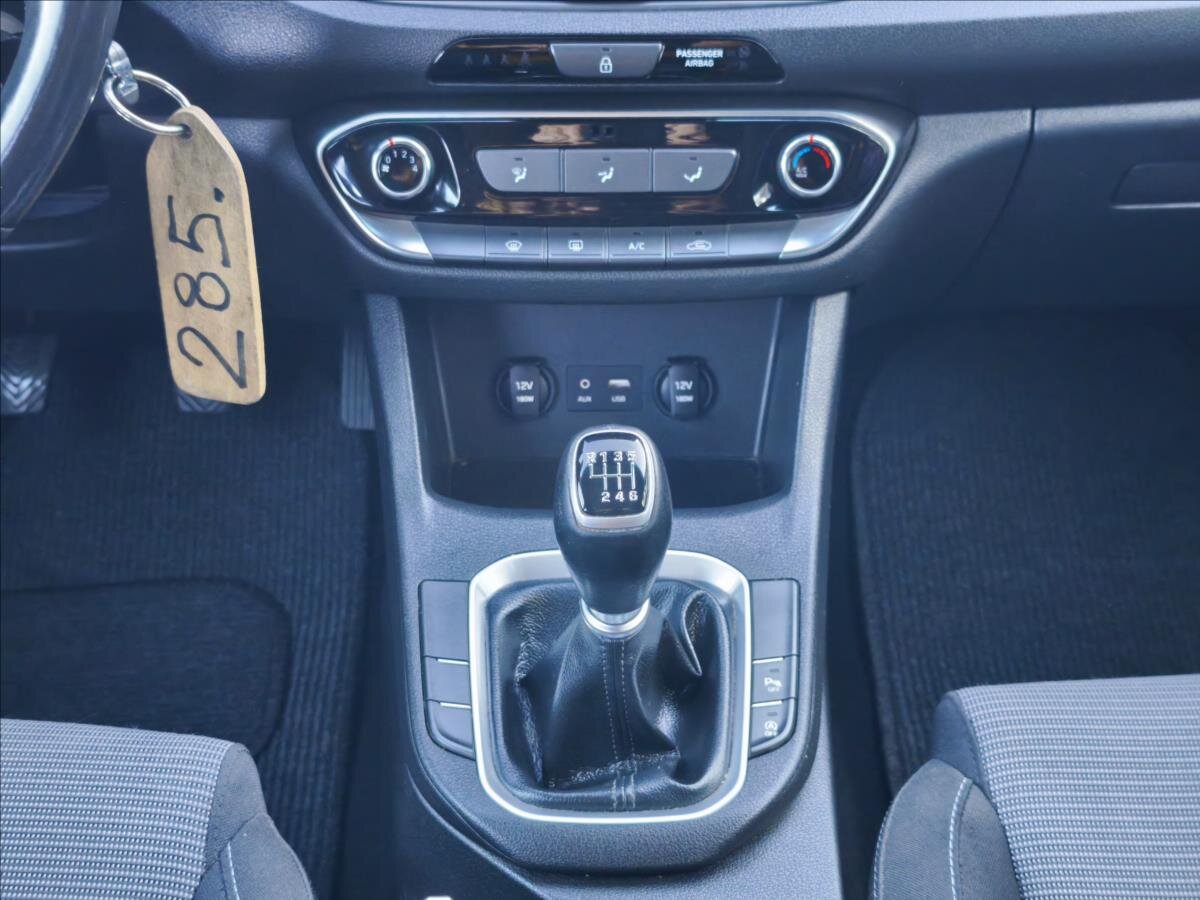 Hyundai i30 Kombi 998,0 88 kw