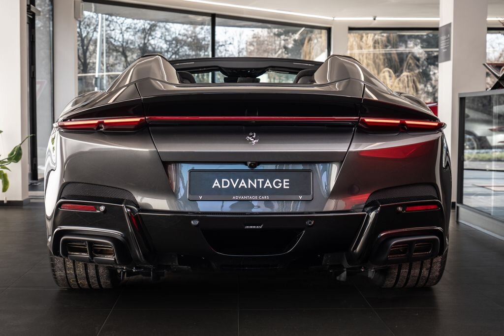 Ferrari Ostatní Kupé 6,5 l 610 kw