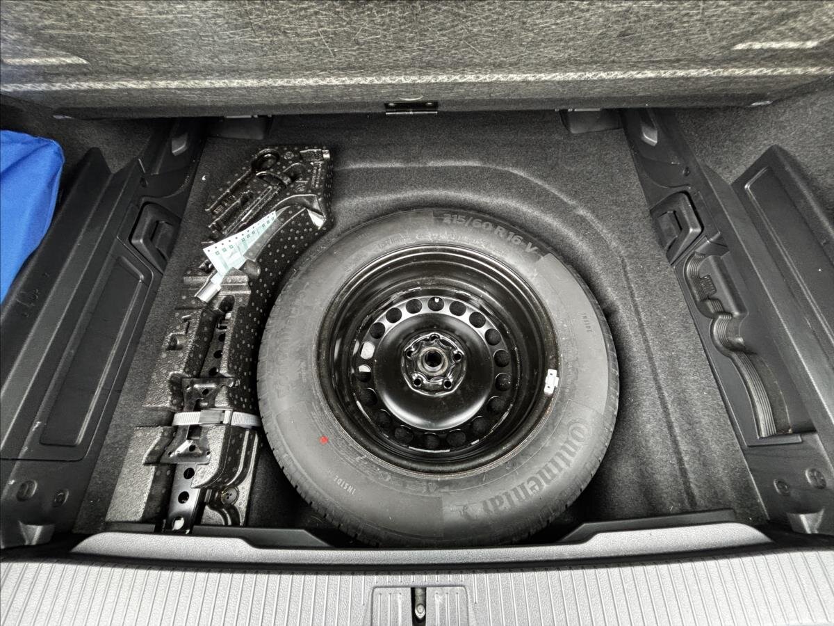 Volkswagen Passat Kombi 1,5 l 110 kw