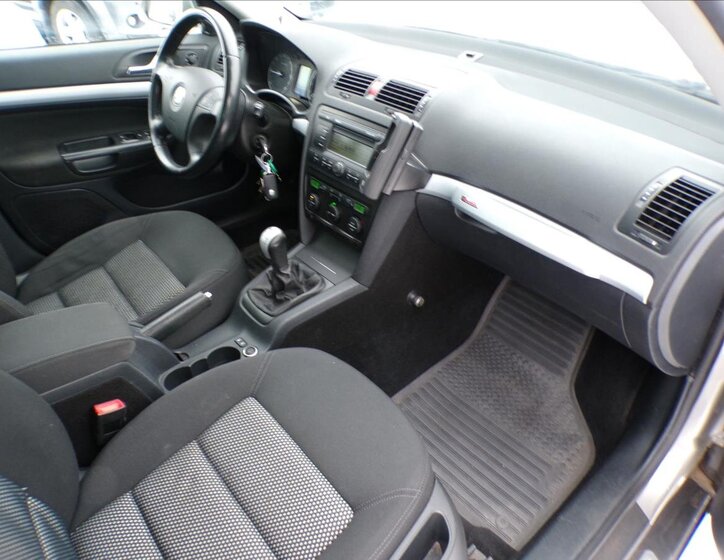 Škoda Octavia Kombi 2,0 l 103 kw