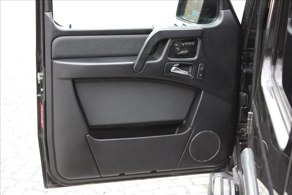 Mercedes-Benz Třídy G SUV / Terénní 3,0 l 155 kw