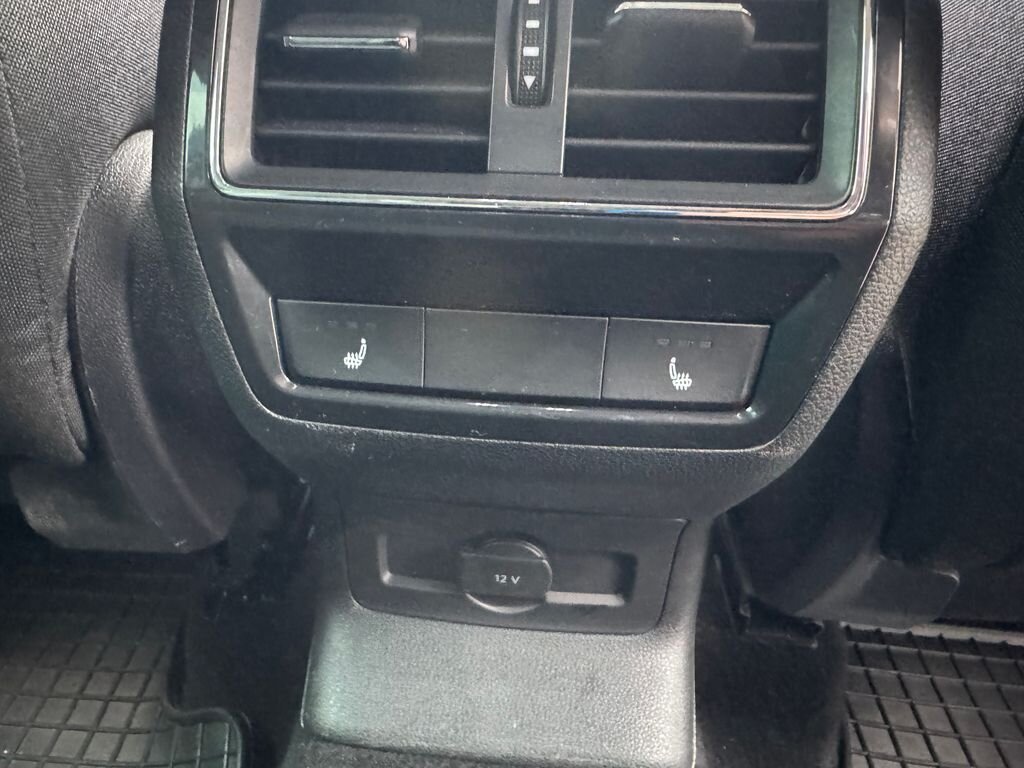 Škoda Karoq SUV 1,5 l 110 kw