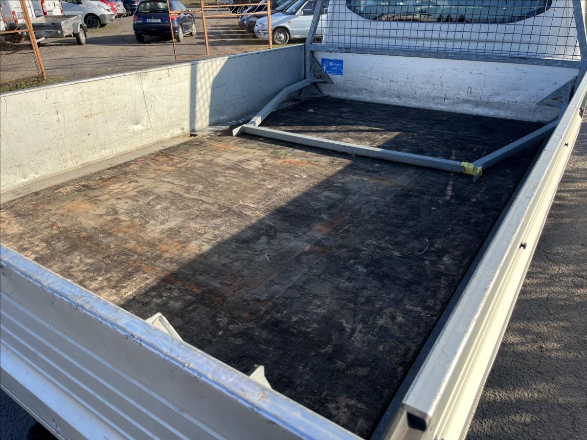 Volkswagen Transporter Valník 1,9 l 75 kw