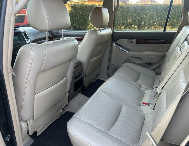 Toyota Land Cruiser 35