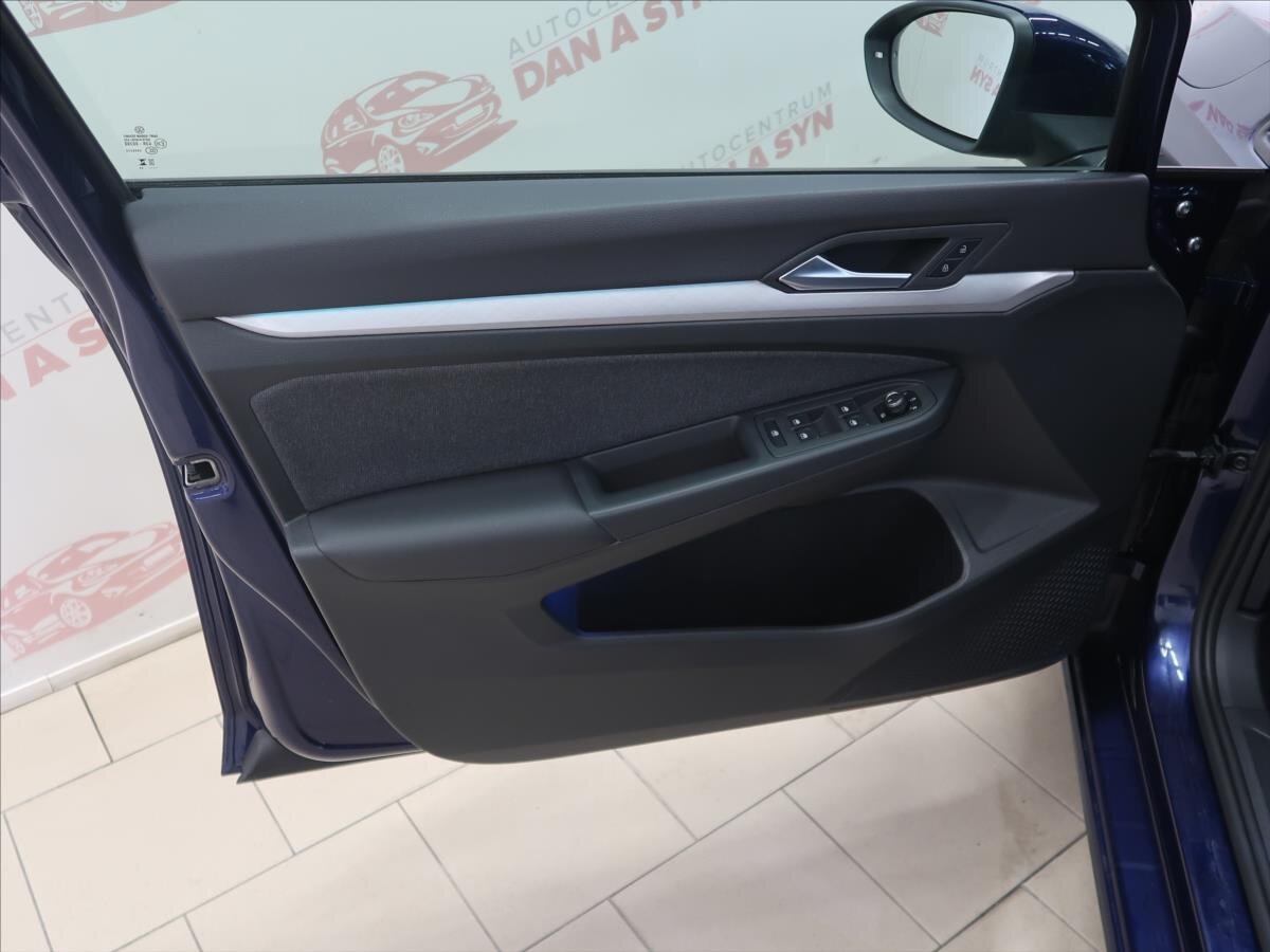 Volkswagen Golf Kombi 1,5 l 96 kw