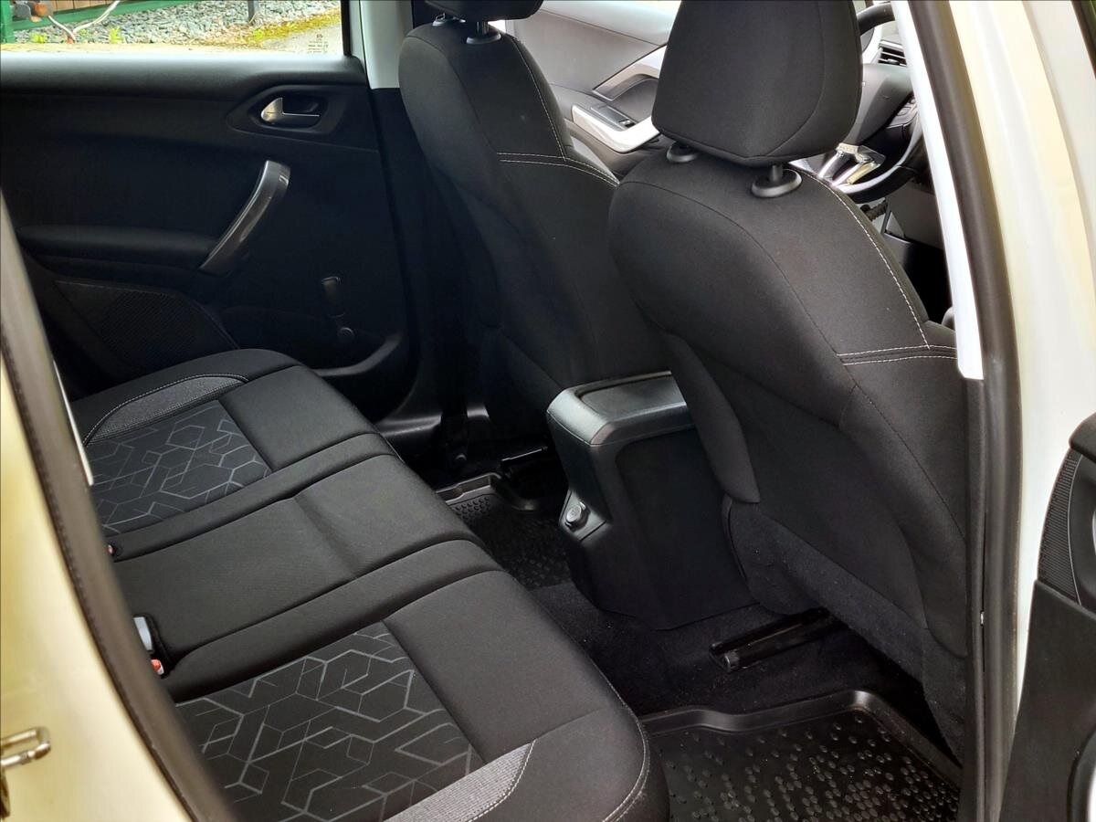 Peugeot 2008 SUV 1,2 l 60 kw