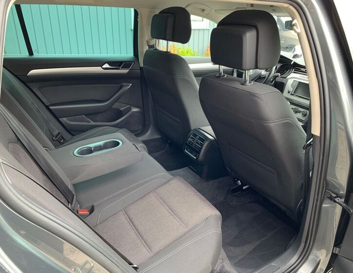 Volkswagen Passat 21