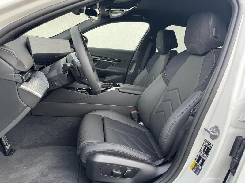 BMW i5 Sedan / Limuzína 1,0 442 kw