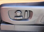 Land Rover Discovery 30