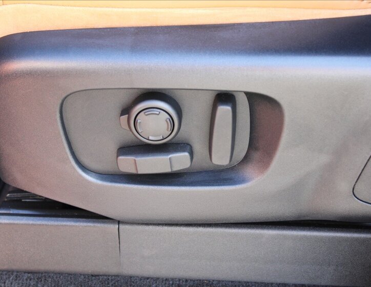 Land Rover Discovery 30