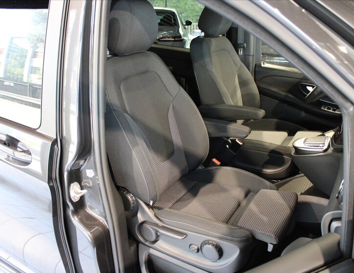 Mercedes-Benz Třídy V MPV 2,0 l 174 kw