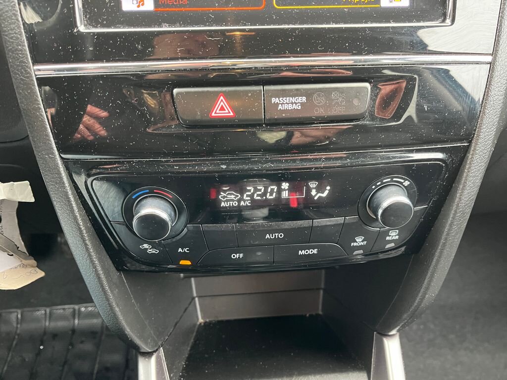 Suzuki Vitara SUV 1,4 l 103 kw