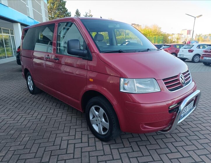 Volkswagen Transporter MPV 2,5 l 96 kw