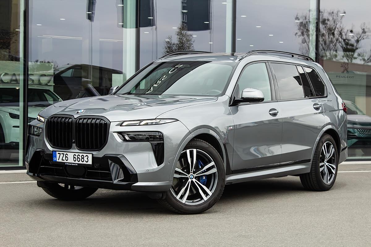 BMW X7 SUV / Terénní 3,0 l 250 kw