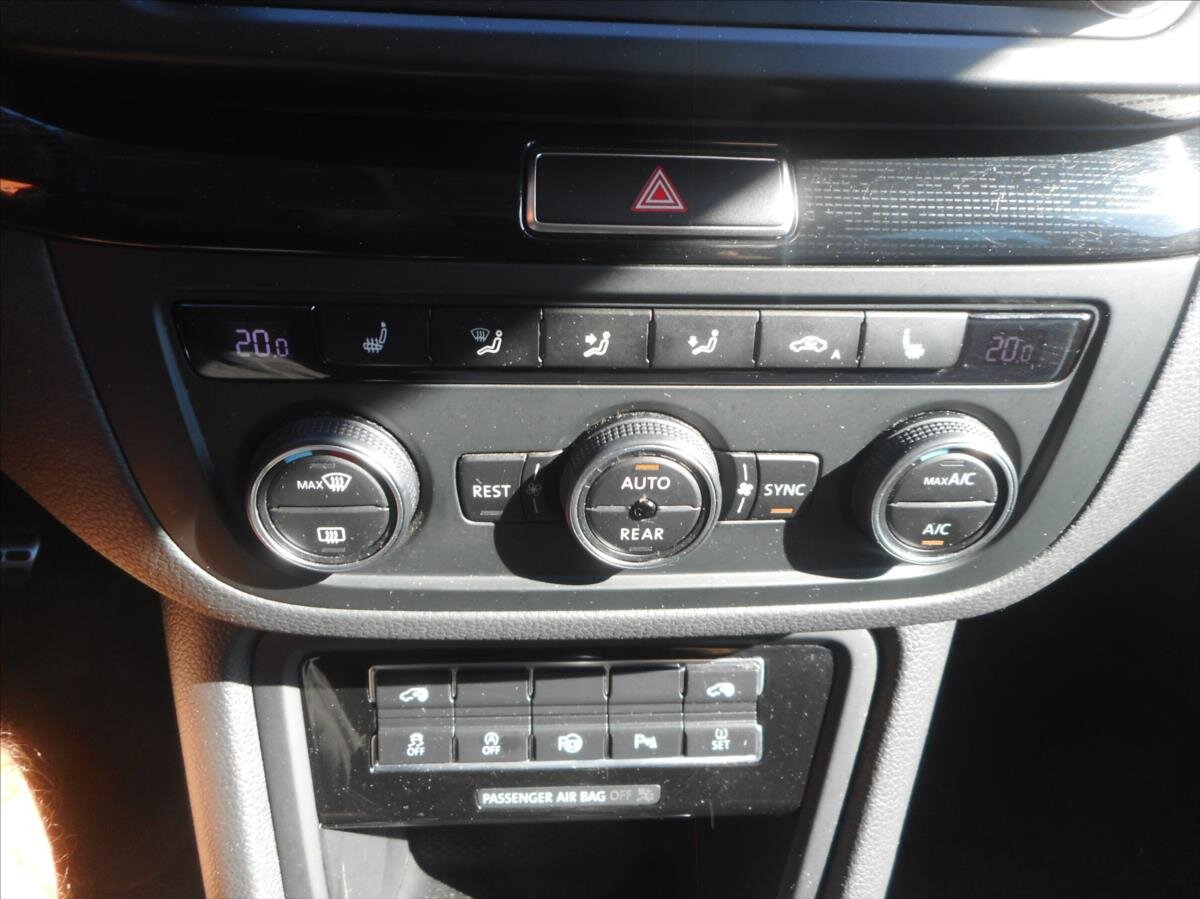 Volkswagen Sharan Kombi 2,0 l 110 kw