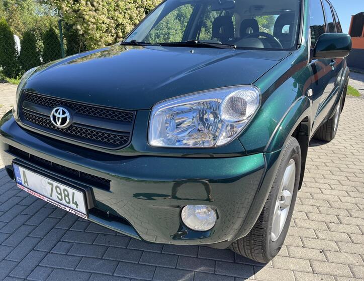 Toyota RAV4 29