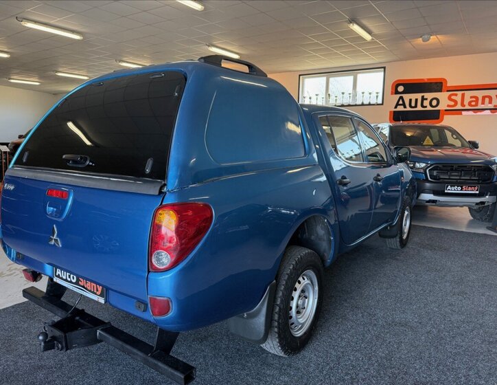 Mitsubishi L200 Pick-up 2,5 l 100 kw