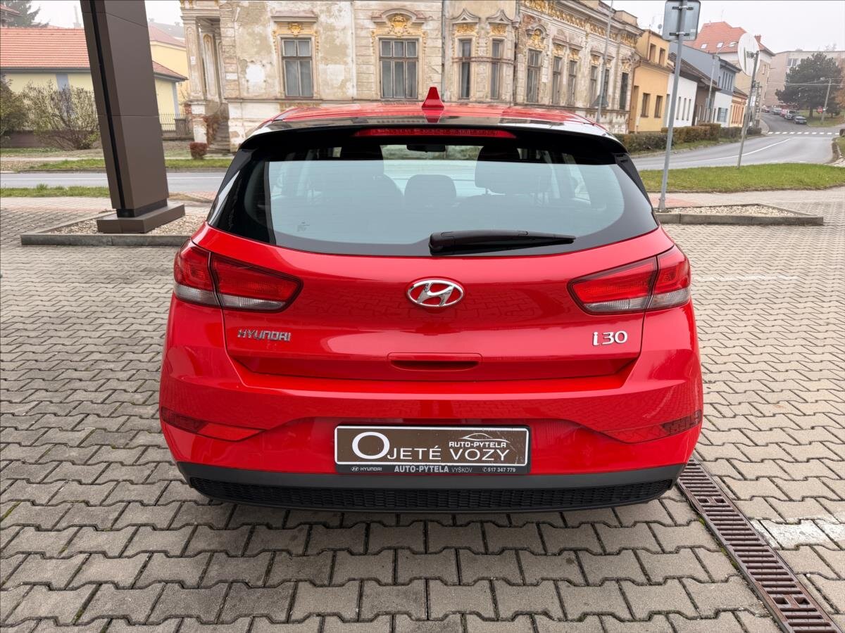 Hyundai i30 Hatchback 1,5 l 80 kw
