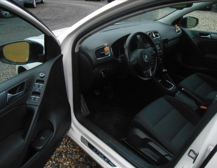 Volkswagen Golf Hatchback 1,2 l 63 kw