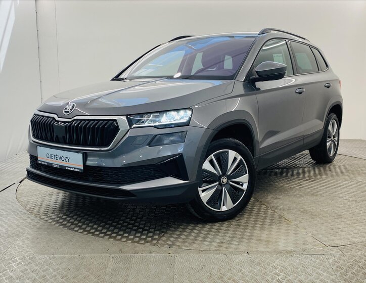 Škoda Karoq SUV / Terénní 1,5 l 110 kw