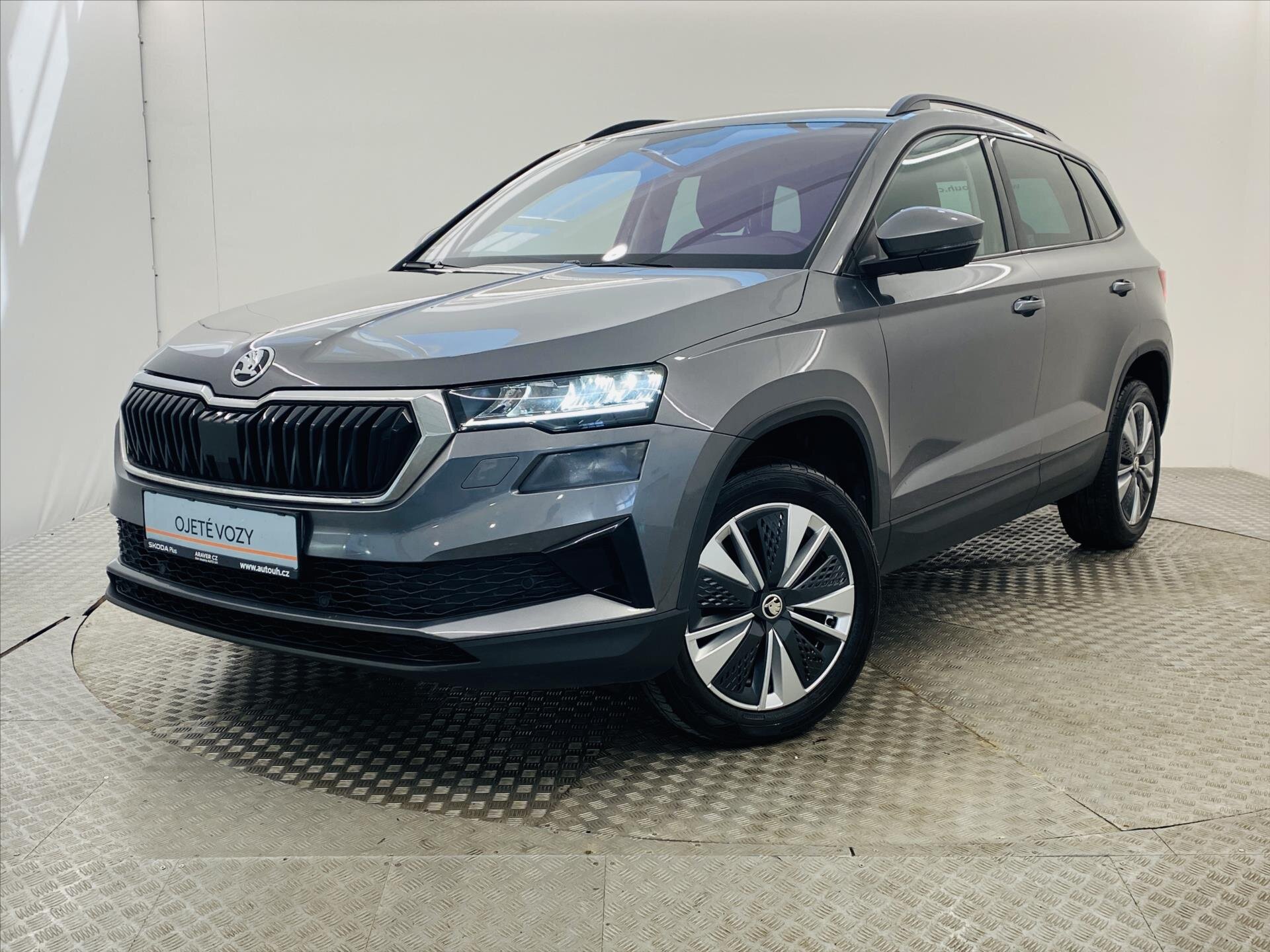 Škoda Karoq SUV / Terénní 1,5 l 110 kw