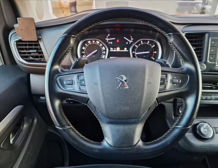 Peugeot Traveller MPV 2,0 l 130 kw